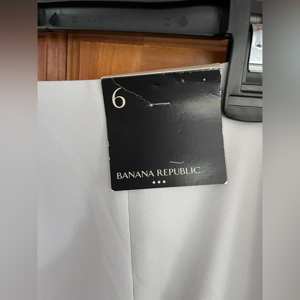 NWT BANANA REPUBLIC LINED SKIRT.